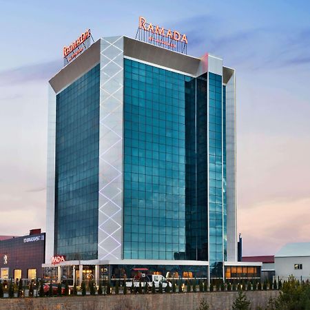Hotel Ramada By Wyndham Sivas Exterior foto